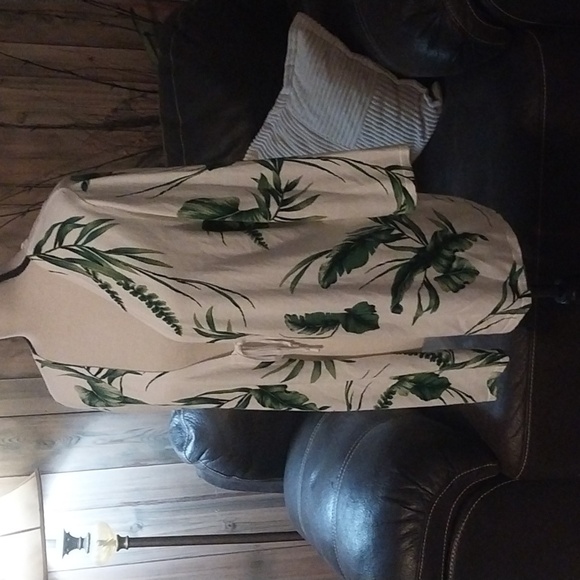 CJ Banks White Open Tie Front Cardigan with Green Palm Leaves Size XL - Picture 4 of 10